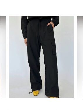 Donni Nylon Cargo Pants Size Large Black